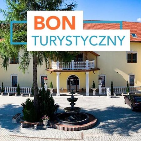 Hotel Wellness & Spa Antyczny Dwor Rudna Mala Buitenkant foto